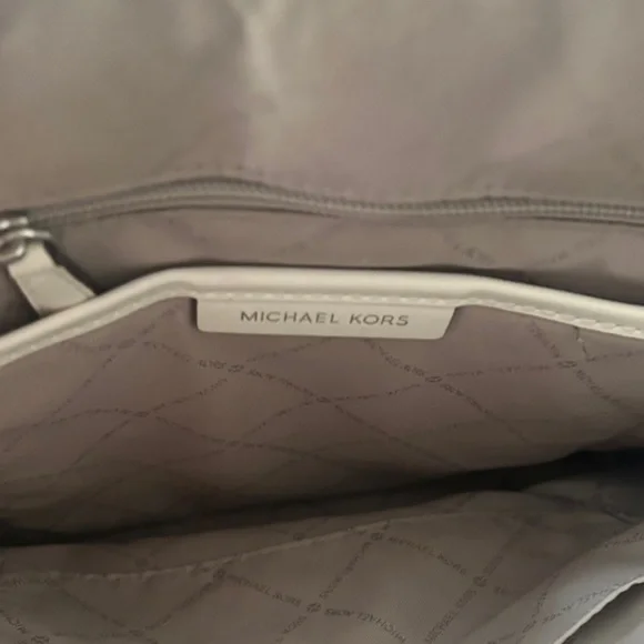 Michael Kors Cream Logo Mini Backpack - Picture 5 of 13
